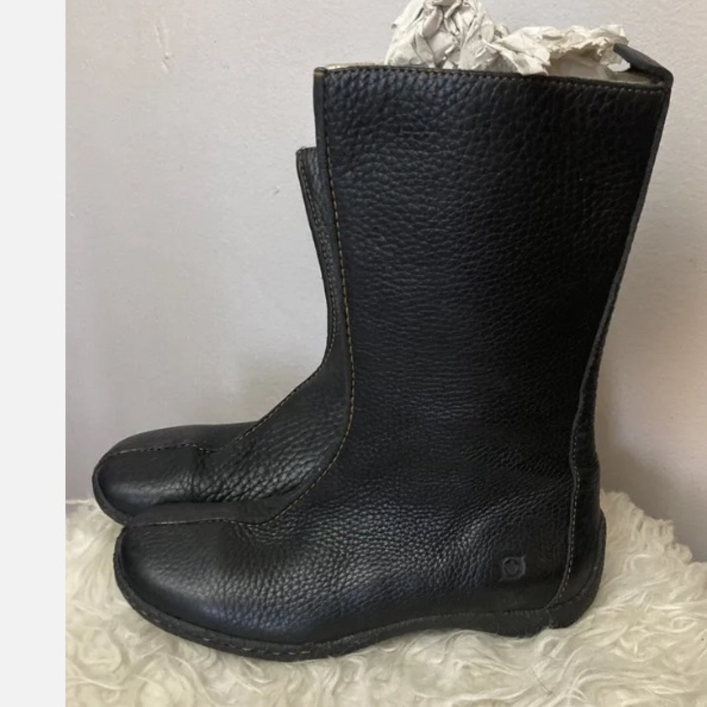Born Andorra Black Pebbled Leather Mid Calf Boots Size 6.5 Zip